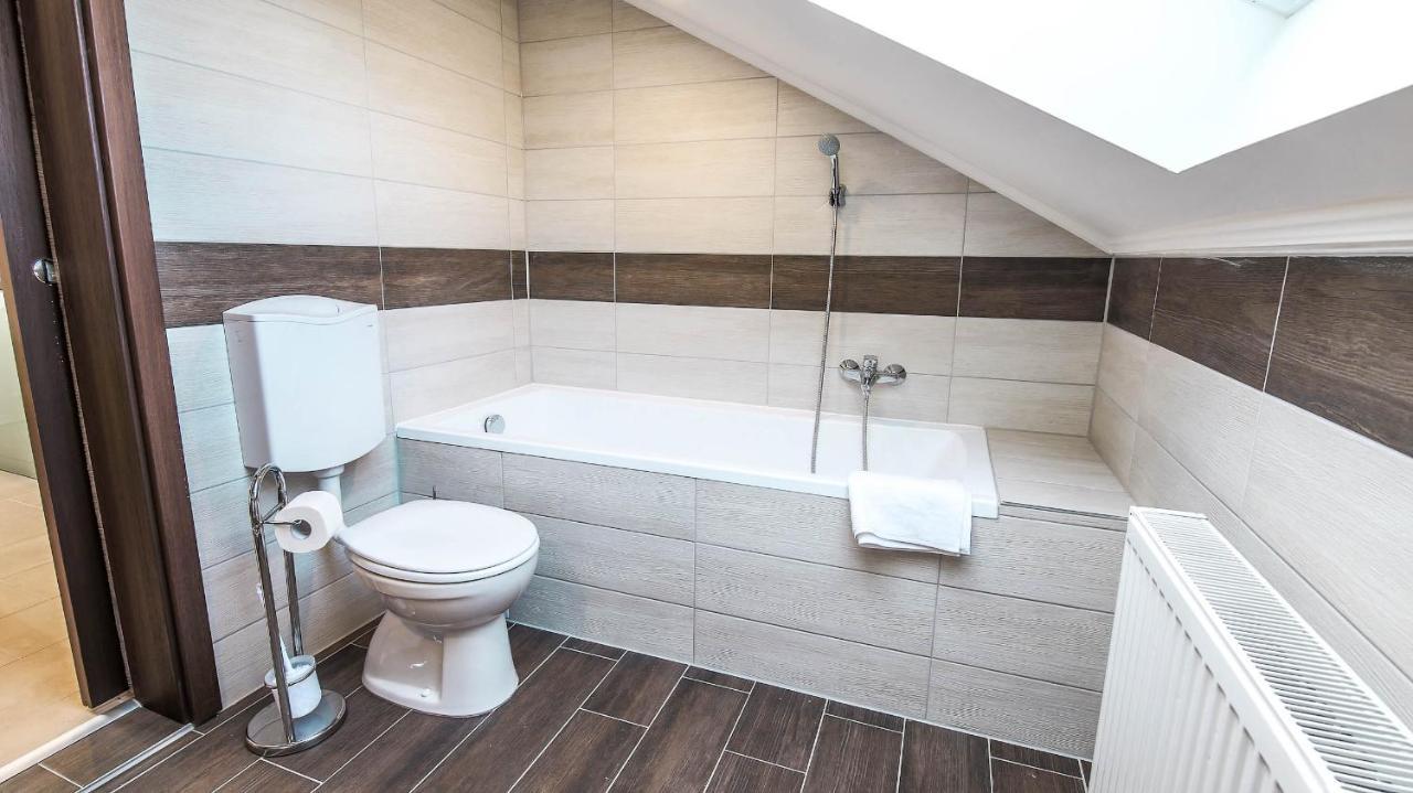 White Apartman Siofok 2 Luaran gambar