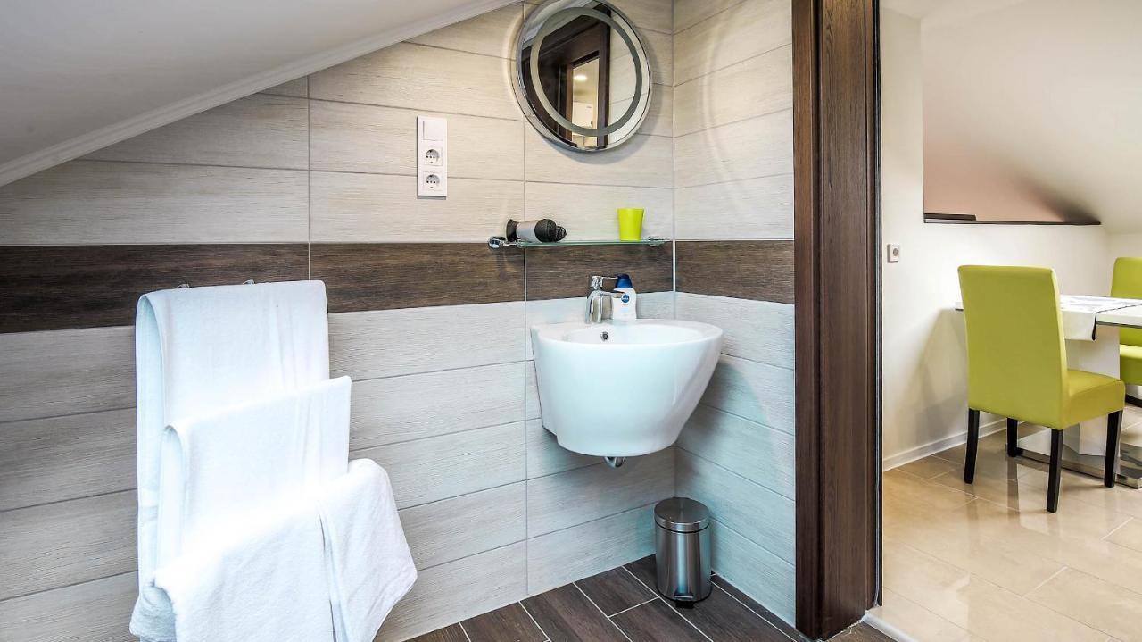 White Apartman Siofok 2 Luaran gambar